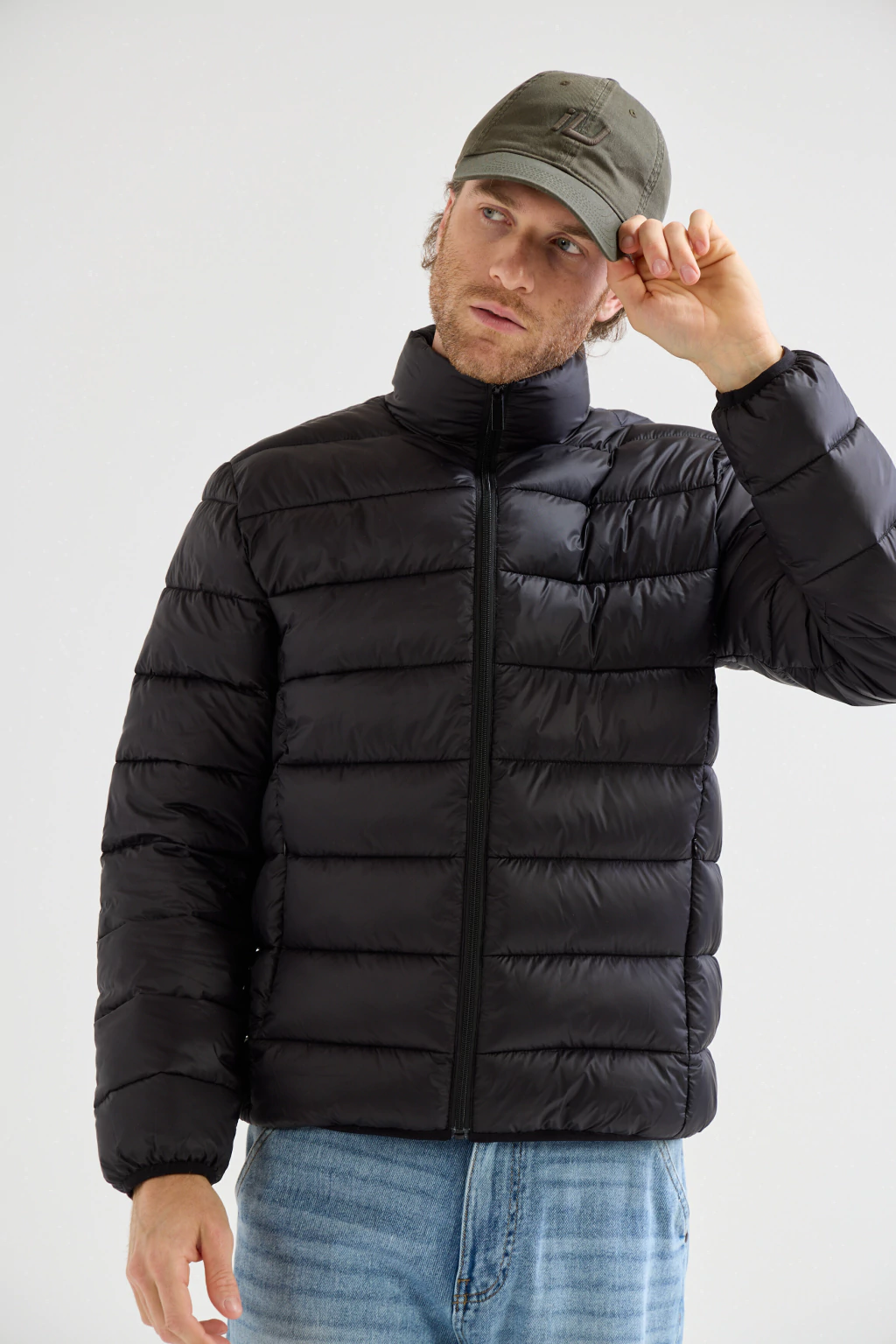 Campera Ultraliviana sin Capucha Artículo  C1123203105 preview