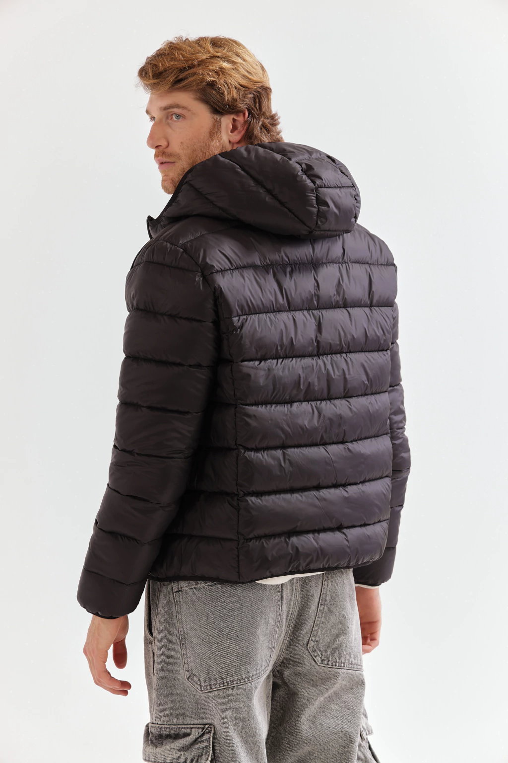 Campera Hombre Corta Con Capucha  Artículo  C1123205105 preview