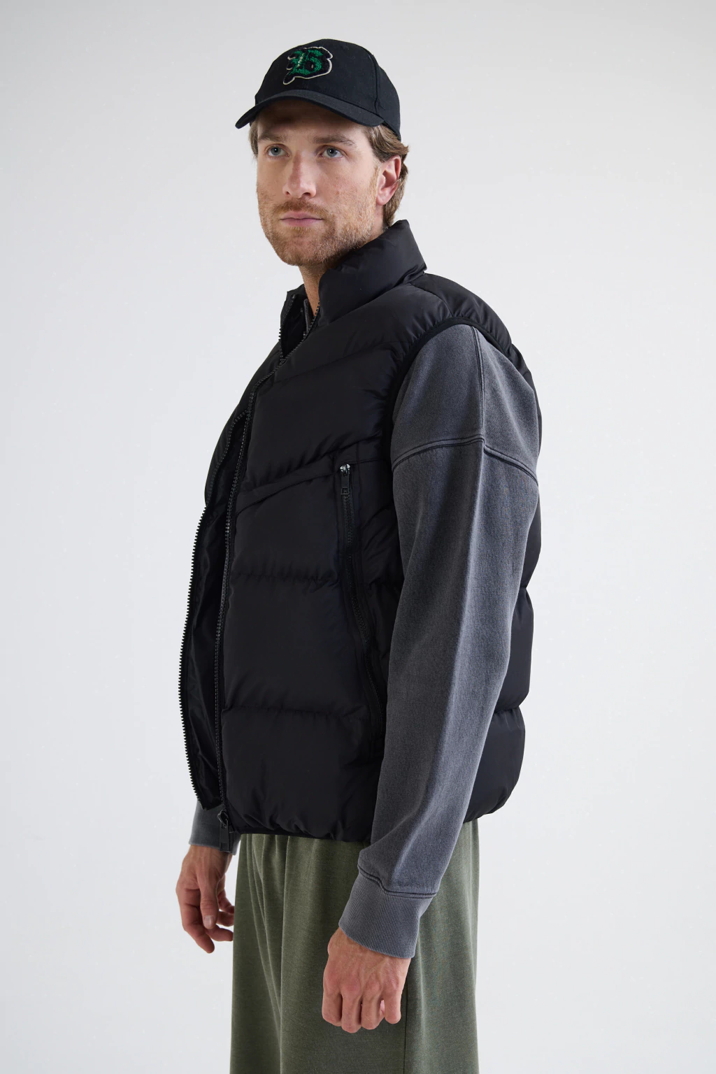 Chaleco Hombre con Capucha Artículo 27123955 preview