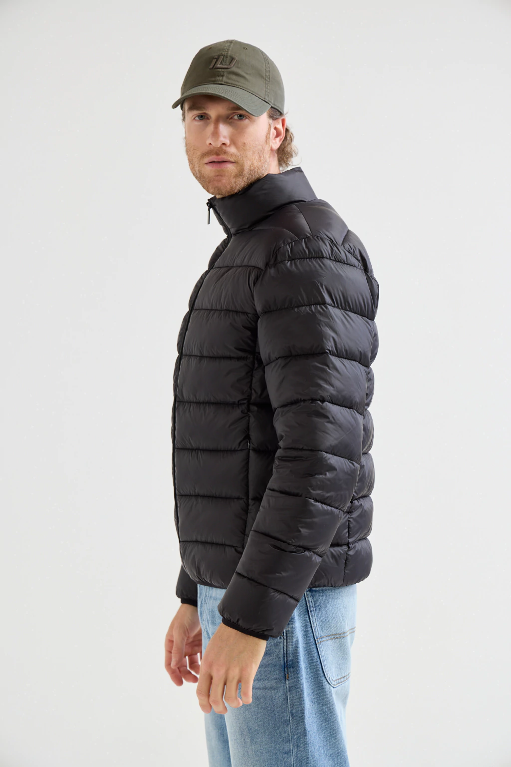 Campera Ultraliviana sin Capucha Artículo  C1123203105 preview