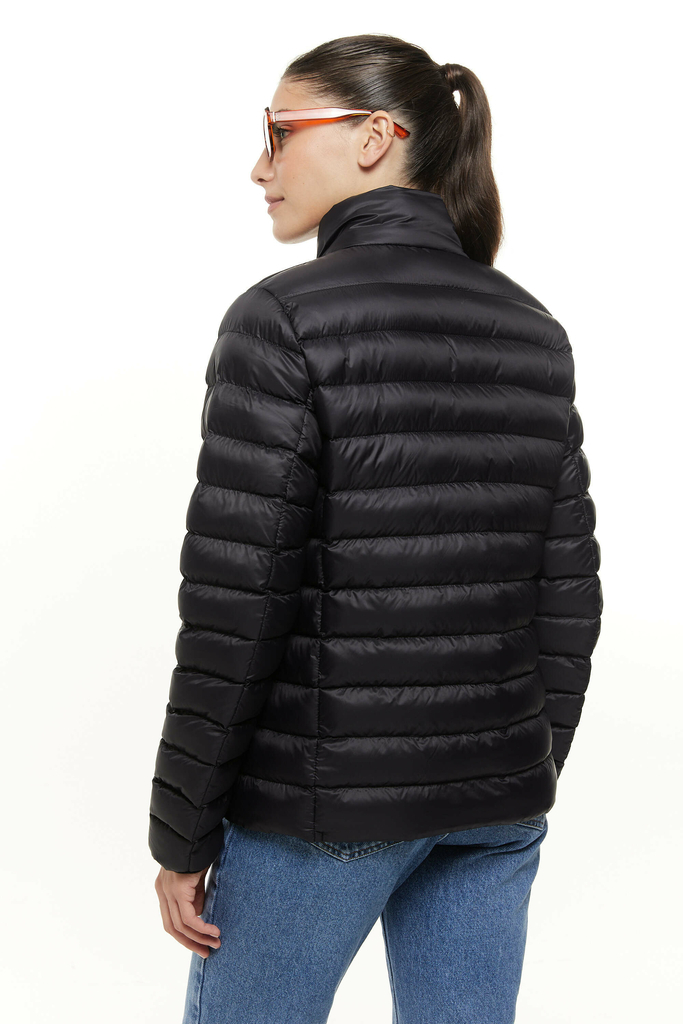 Campera Dama Ultraliviana sin Capucha Matelaseada Artículo  C1221538 preview